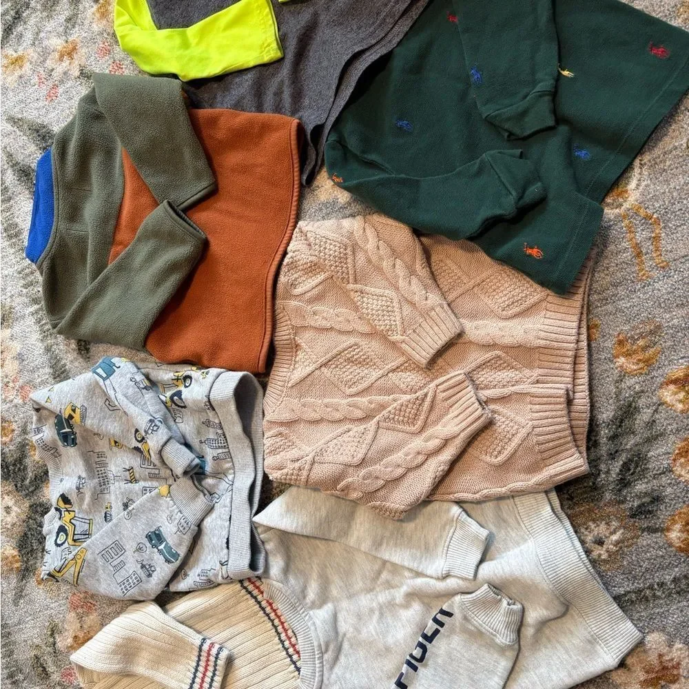 Lot of 18 months tops and sweaters gap, old navy, Ralph Lauren, under armour